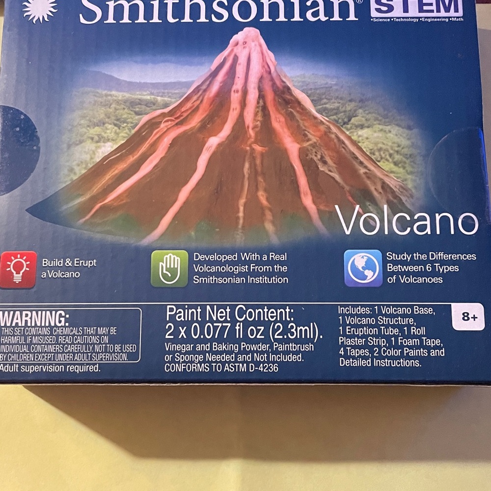 Smithsonian Volcano Science Kit - Picture 2 of 3